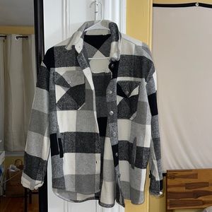 COPY - Pocket oversize flannel